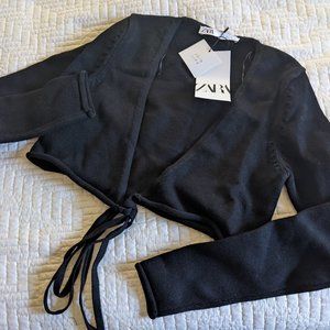 Zara Crop sweater- Long sleeve- Size Small